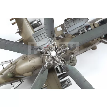 Zvezda MIL Mi-24 V/VP makett 1:48 (4823Z)