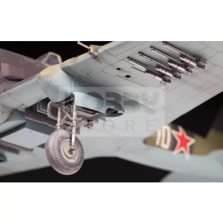 Zvezda IL-2 Stormovik makett 1:48 (4825Z)