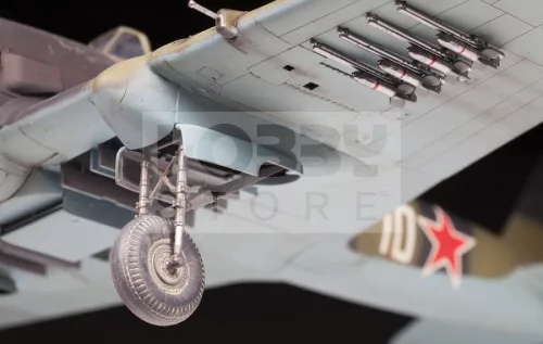 Zvezda IL-2 Stormovik makett 1:48 (4825Z)
