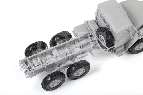 Zvezda URAL-4320 Truck makett 1:72 (5050Z)