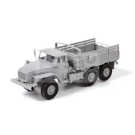 Zvezda URAL-4320 Truck makett 1:72 (5050Z)