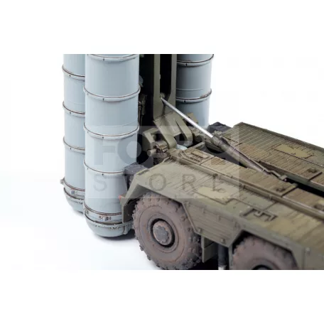 Zvezda S-400 "Triumf" Missile System makett 1:72 (5068Z)