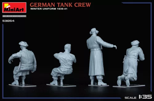 MiniArt German Tank Crew. Winter Uniform. 1939-41 – 1:35 figura makett