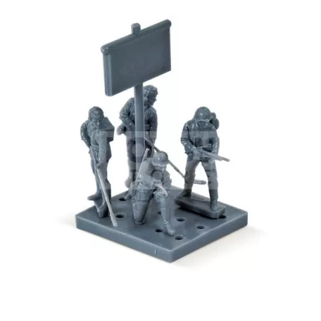 Zvezda German Sturmpioniere 1939-1942 makett 1:72 (6110Z)
