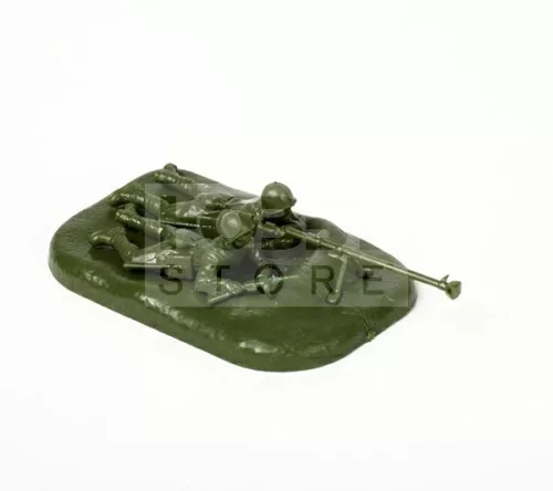 Zvezda Soviet Anti-Tank Rifle Team /1941-1943/ makett 1:72 (6135Z)