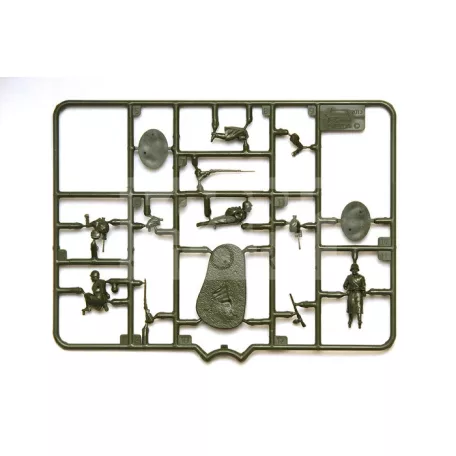 Zvezda Soviet Infantry Winter uniform makett 1:72 (6197Z)