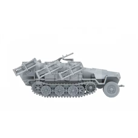 Zvezda Sd.Kfz.251/1 Ausf.B Stuka zu Fuss makett  1:100 (6243Z)