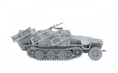 Zvezda Sd.Kfz.251/1 Ausf.B Stuka zu Fuss makett  1:100 (6243Z)