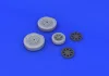 Eduard Accessories P-39 wheels late for KittyHawk - kerékkészlet