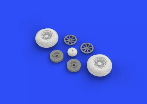Eduard Accessories P-40 wheels w/pattern for Hasegawa - kerékkészlet