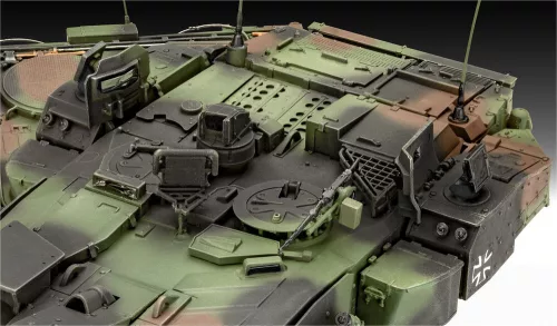 Revell Model Set Leopard 2A7A1 – 1:35 harckocsi makett