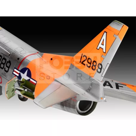 Revell Gift Set F-86D Dog Sabre 1:48 repülőgép makett 63832R