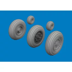   Eduard Accessories Harrier wheels for Uma Models - kerékkészlet