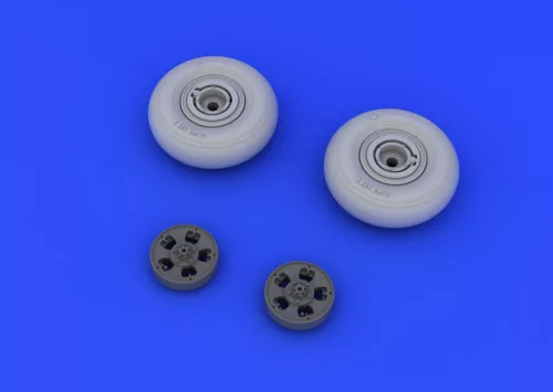 Eduard Accessories Spitfire wheels - 5 spoke smooth tire for Eduard - sima futófelületű ötküllős kerékkészlet