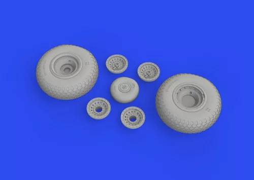 Eduard Accessories B-17 wheels cross tread 1/48 for HKM - kerékkészlet