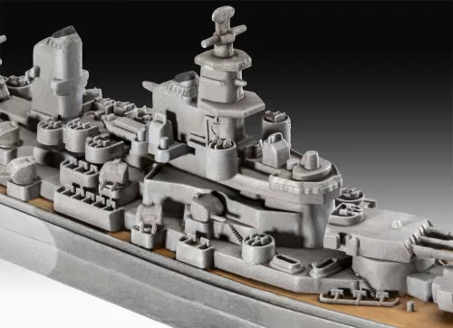 Revell Model Set USS New Jersey – 1:1200 hadihajó makett