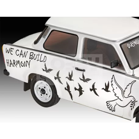 Revell Model Set Trabant 601S "Builder's Choice" 1:24 autó makett 67713R