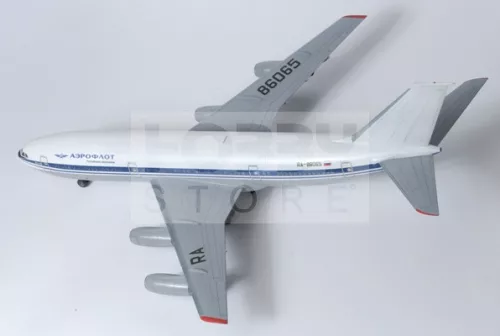 Zvezda Iljusin IL-86 makett 1:144 (7001Z)