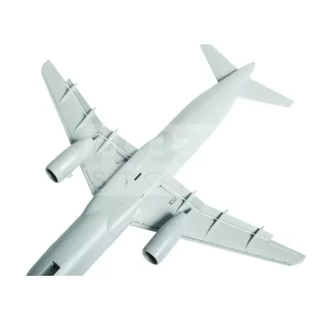 Zvezda Airbus A-320 makett 1:144 (7003Z)