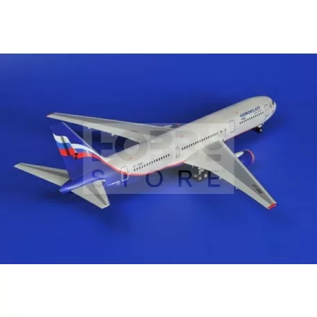 Zvezda Boeing 767-300 makett 1:144 (7005Z)
