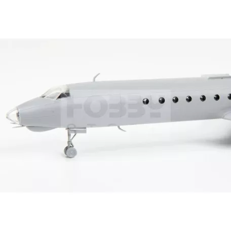 Zvezda Tupolev Tu-134B makett 1:144 (7007Z)