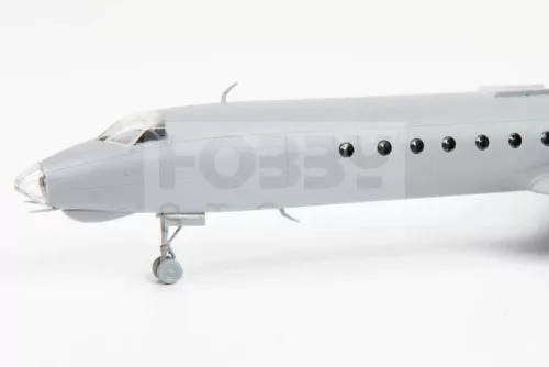 Zvezda Tupolev Tu-134B makett 1:144 (7007Z)