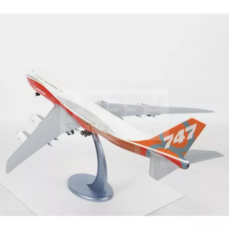 Zvezda Boeing 747-8 makett 1:144 (7010Z)