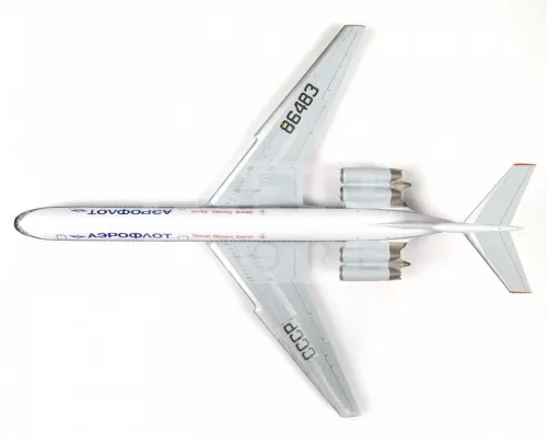 Zvezda Ilushin Il-62M makett 1:144 (7013Z)