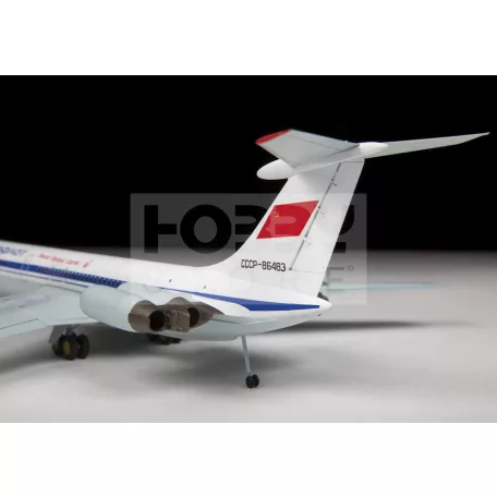 Zvezda Ilushin Il-62M makett 1:144 (7013Z)