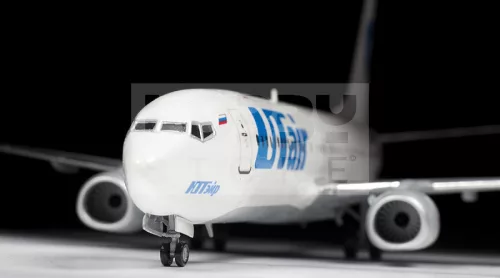 Zvezda Boeing 737-800 makett 1:144 (7019Z)