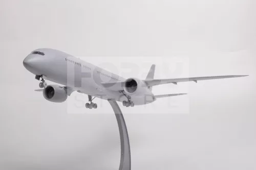 Zvezda Boeing 787-9 Dreamliner - Long fuselage makett 1:144 (7021Z)