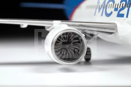 Zvezda Irkut MS-21-300  Civil Airliner makett 1:144 (7033Z)