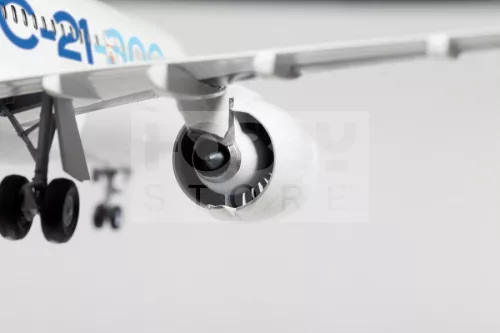 Zvezda Irkut MS-21-300  Civil Airliner makett 1:144 (7033Z)