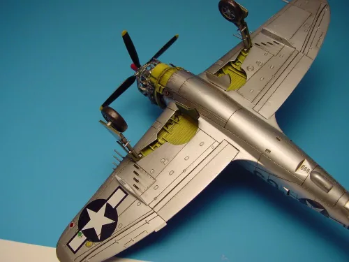 Aires P-47 Thunderbolt wheel bays for ACADEMY - futóműakna