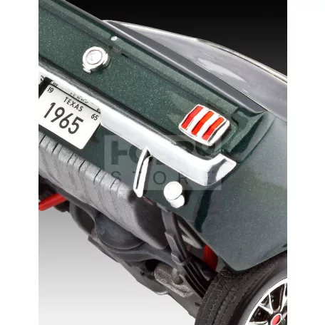 Revell - 1965 Ford Mustang 2+2 Fastback (1:24) autó makett 7065R
