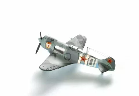 Zvezda Lavotchkin LA-5 FN Soviet Fighter makett 1:72 (7203Z)