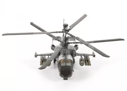 Zvezda Kamov Ka-52 Alligator Combat Helicopter makett 1:72 (7224Z)