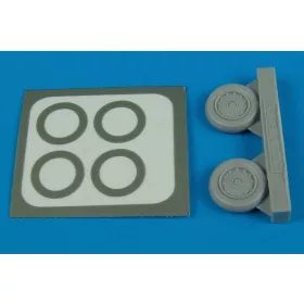   Aires F-8 Crusader wheels & paint masks - kerekek festőmaszkkal