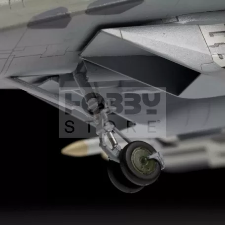 Zvezda MiG-29C (9-13) Airlanes makett 1:72 (7278Z)