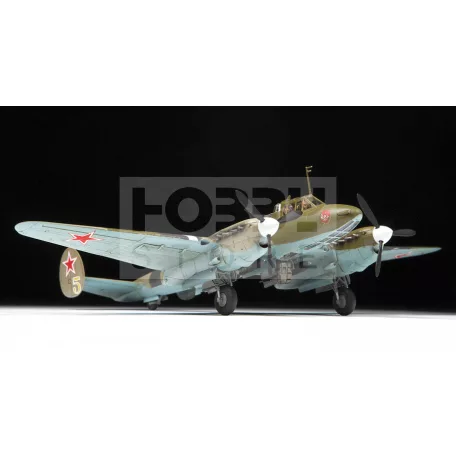 Zvezda Petlyakov Pe-2 makett 1:72 (7283Z)