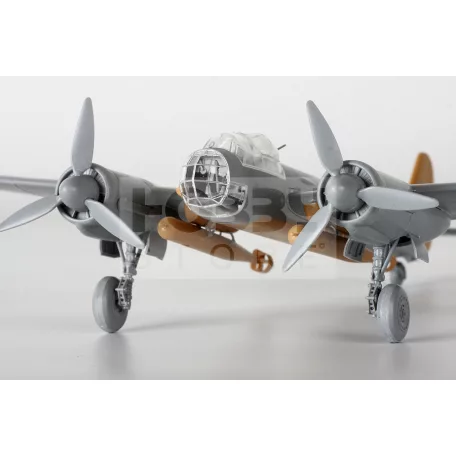Zvezda Junkers Ju-88 A-17/A-5 makett 1:72 (7284Z)
