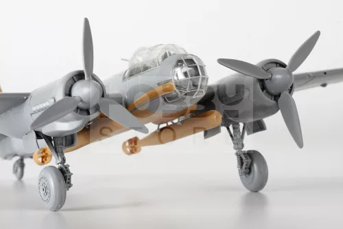 Zvezda Junkers Ju-88 A-17/A-5 makett 1:72 (7284Z)