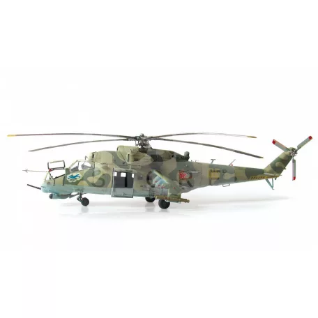 Zvezda Mil Mi-24V Hind C makett 1:72 (7293Z)