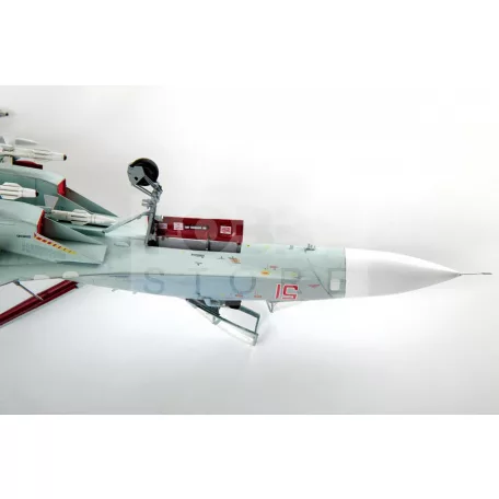 Zvezda SU-27SM makett 1:72 (7295Z)