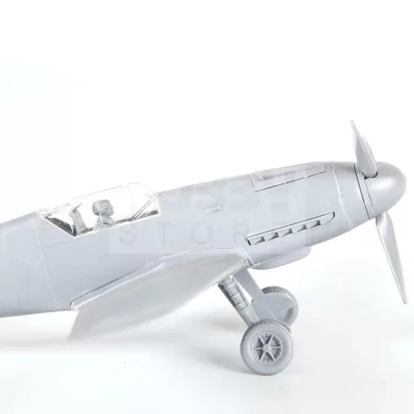 Zvezda Messerschmitt B-109 F2 makett 1:72 (7302Z)