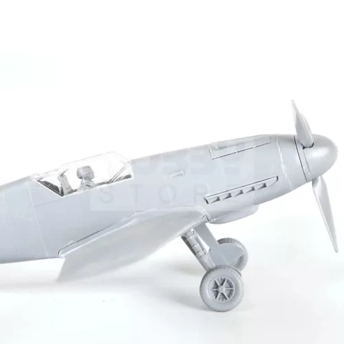 Zvezda Messerschmitt B-109 F2 makett 1:72 (7302Z)