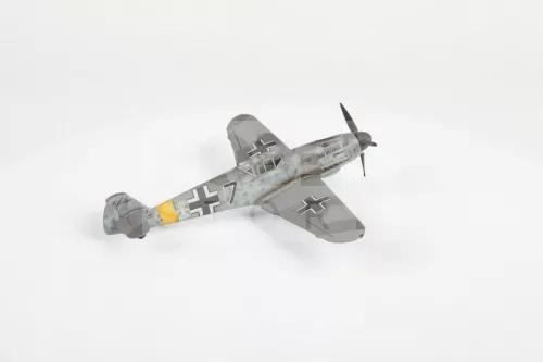 Zvezda Messerschmitt B-109 F2 makett 1:72 (7302Z)