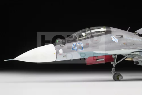 Zvezda Sukhoi SU-30 SM makett 1:72 (7314Z)