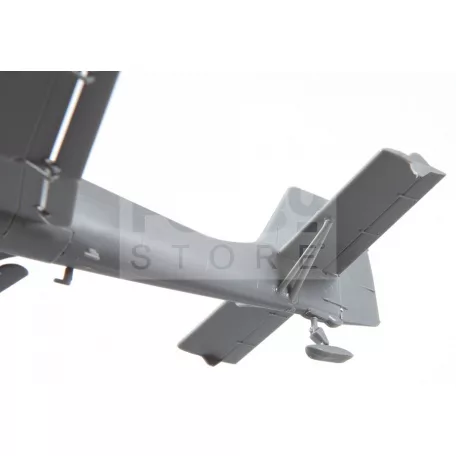 Zvezda Ju-87 Stuka w/Ski makett 1:72 (7323Z)