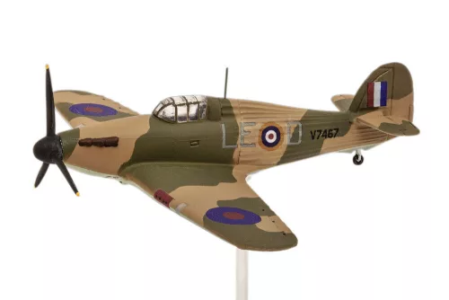 Revell Starter Kit Supermarine Spitfire Mk.Ia & Hawker Hurricane Mk.I – 1:144 repülőgép makett szett